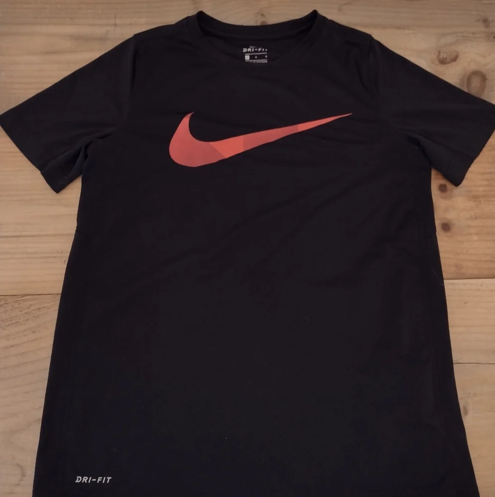 Nike Black Dri Fit Short Sleeve Tee Size L